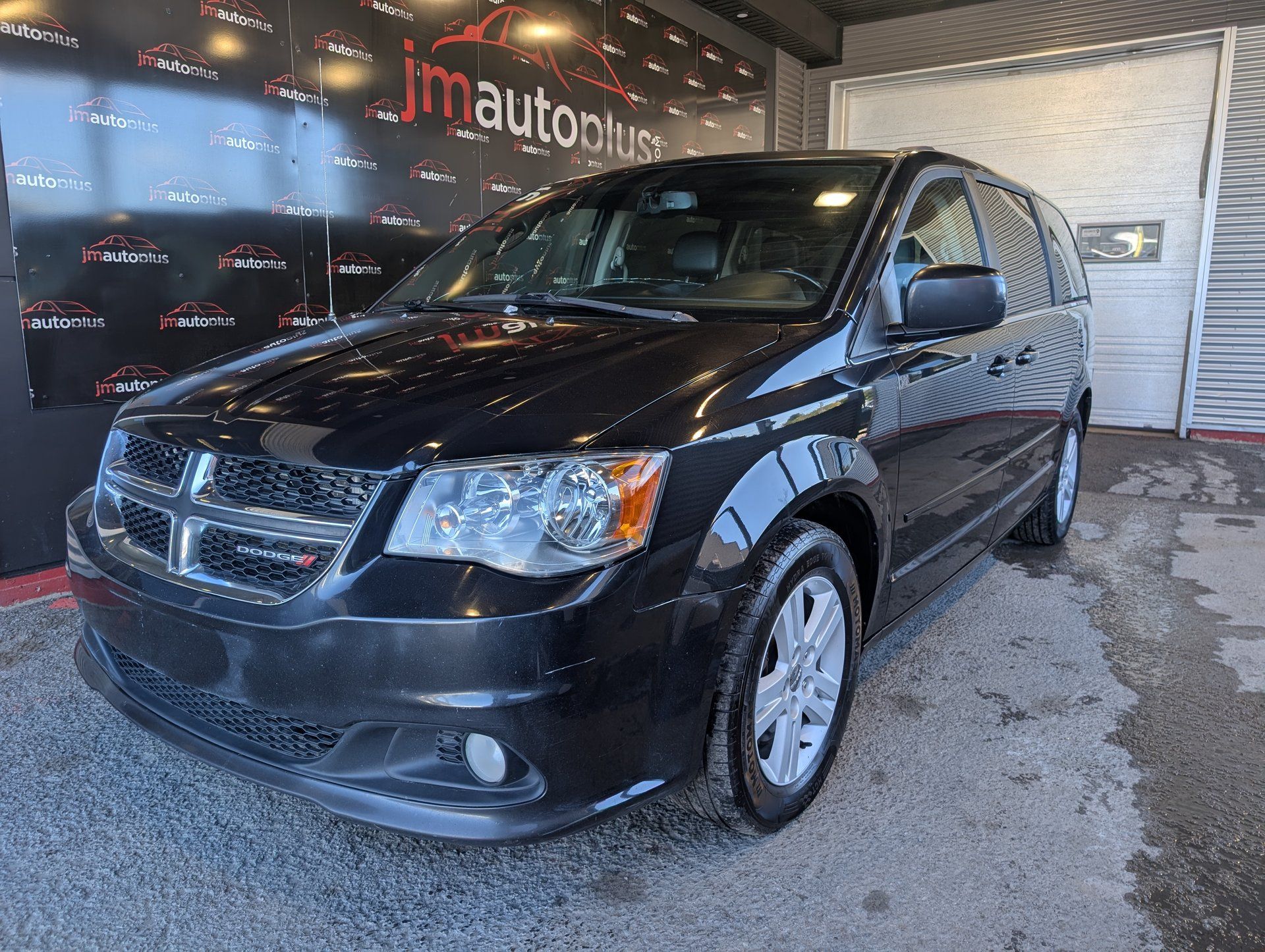 Dodge Grand Caravan 2017 - Thumbnail 1