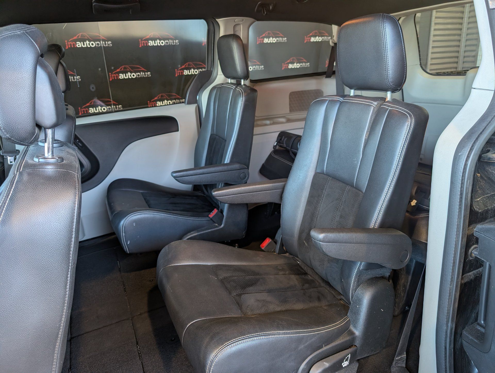 Dodge Grand Caravan 2017 - Thumbnail 24