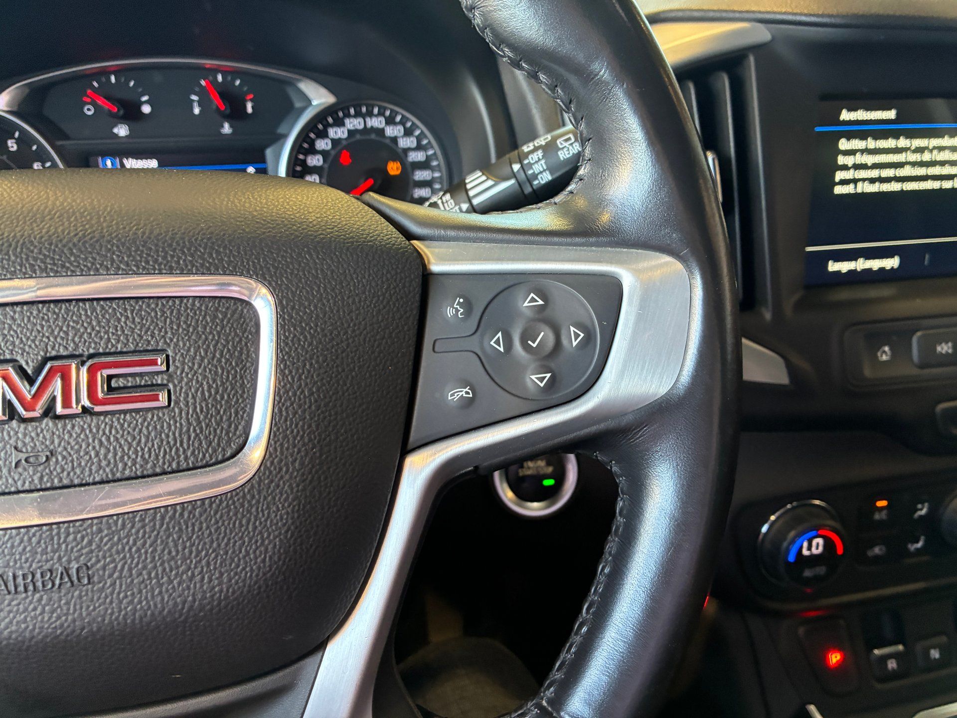 GMC Terrain 2019 - Thumbnail 11