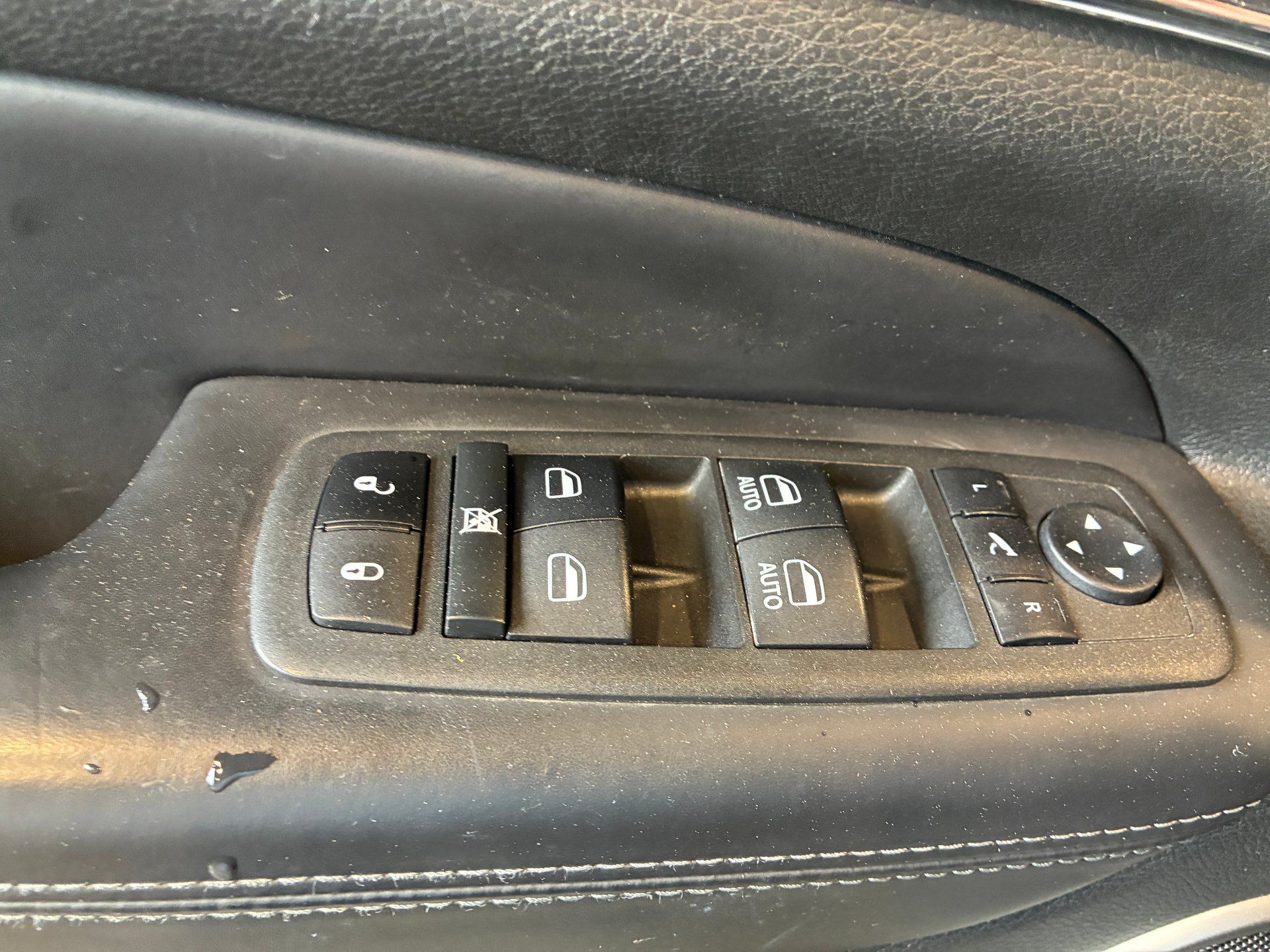 Jeep Grand Cherokee 2021 - Thumbnail 17