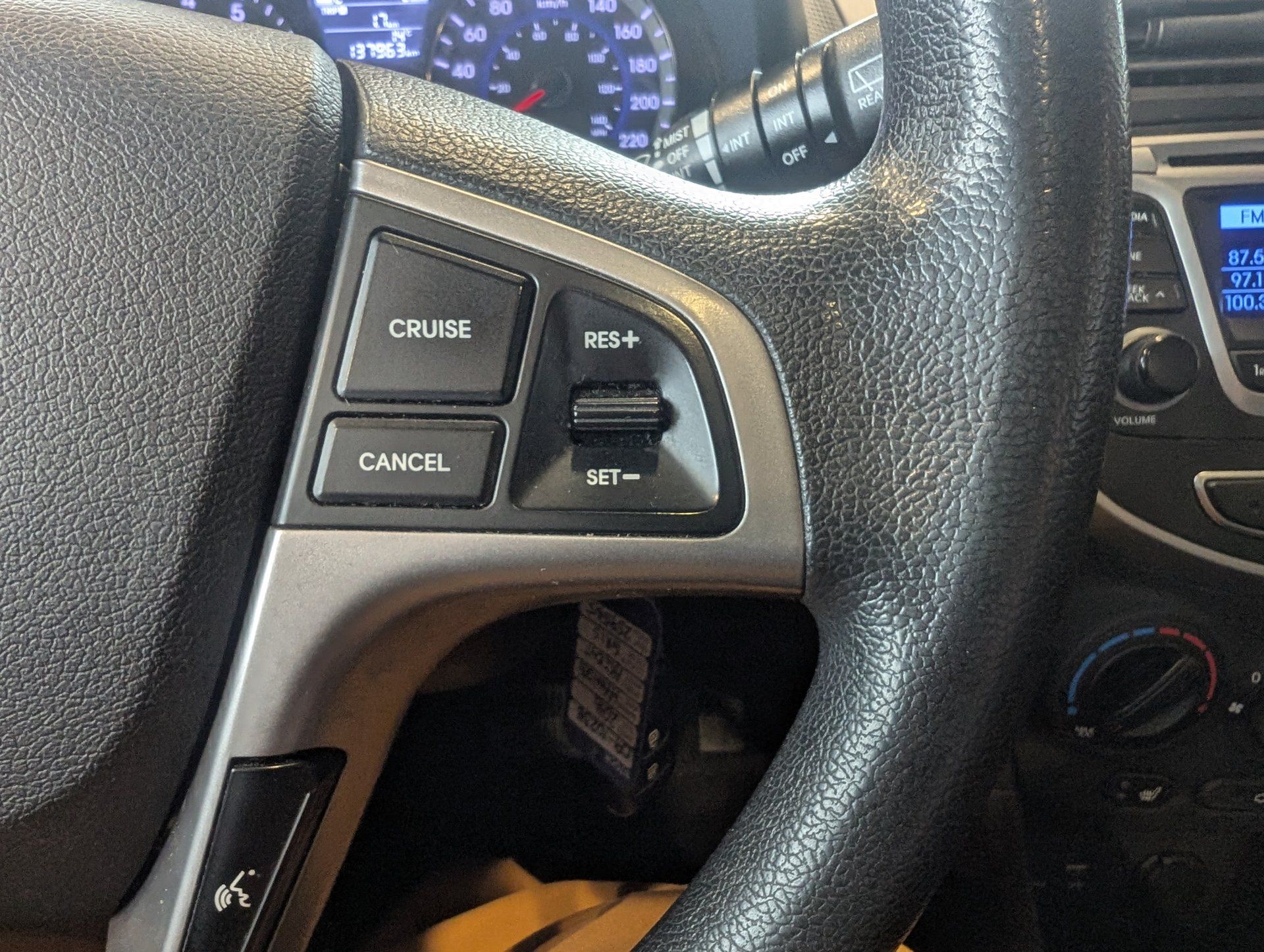 Hyundai Accent 2016 - Thumbnail 18