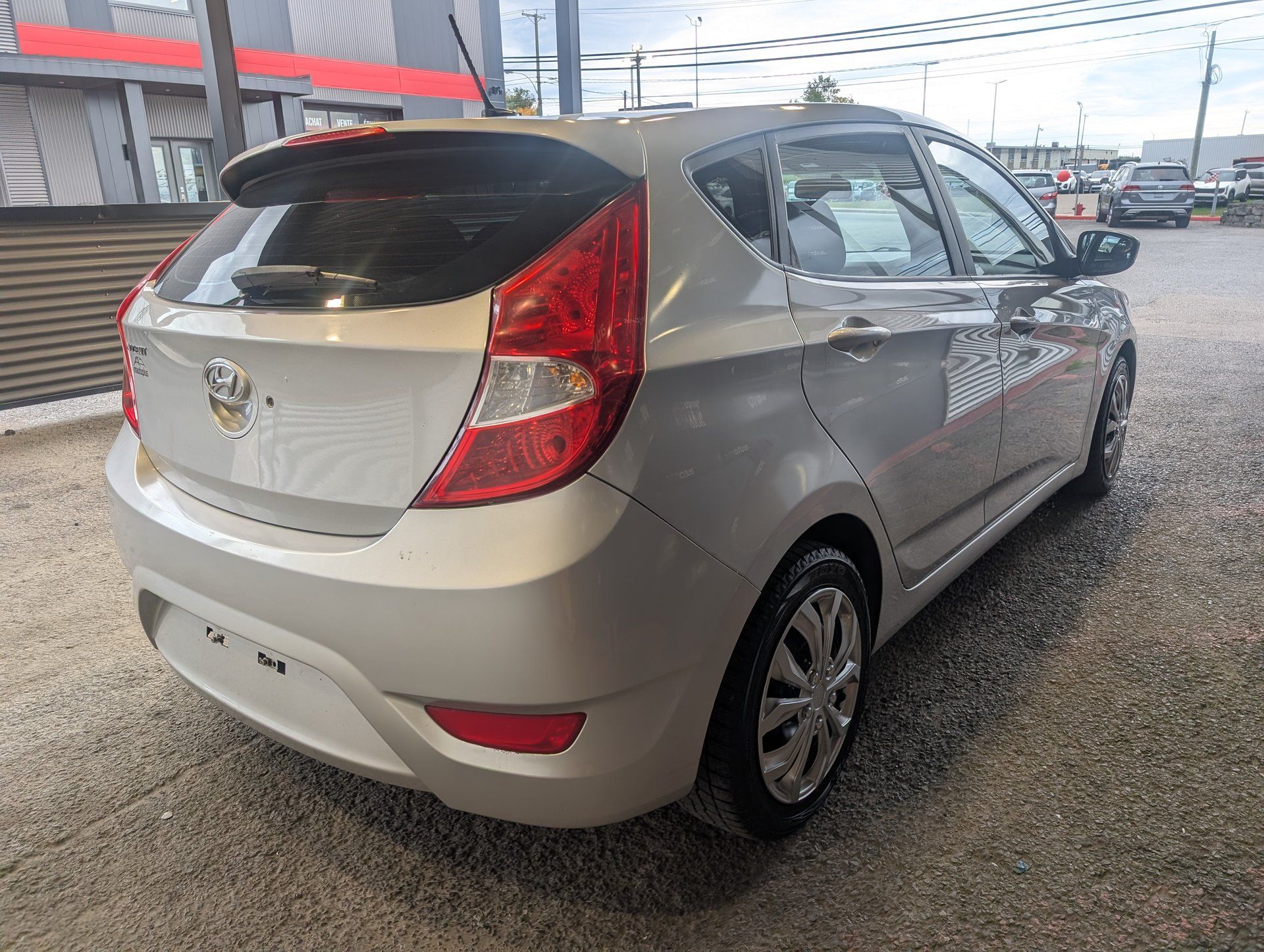 Hyundai Accent 2016 - Thumbnail 7
