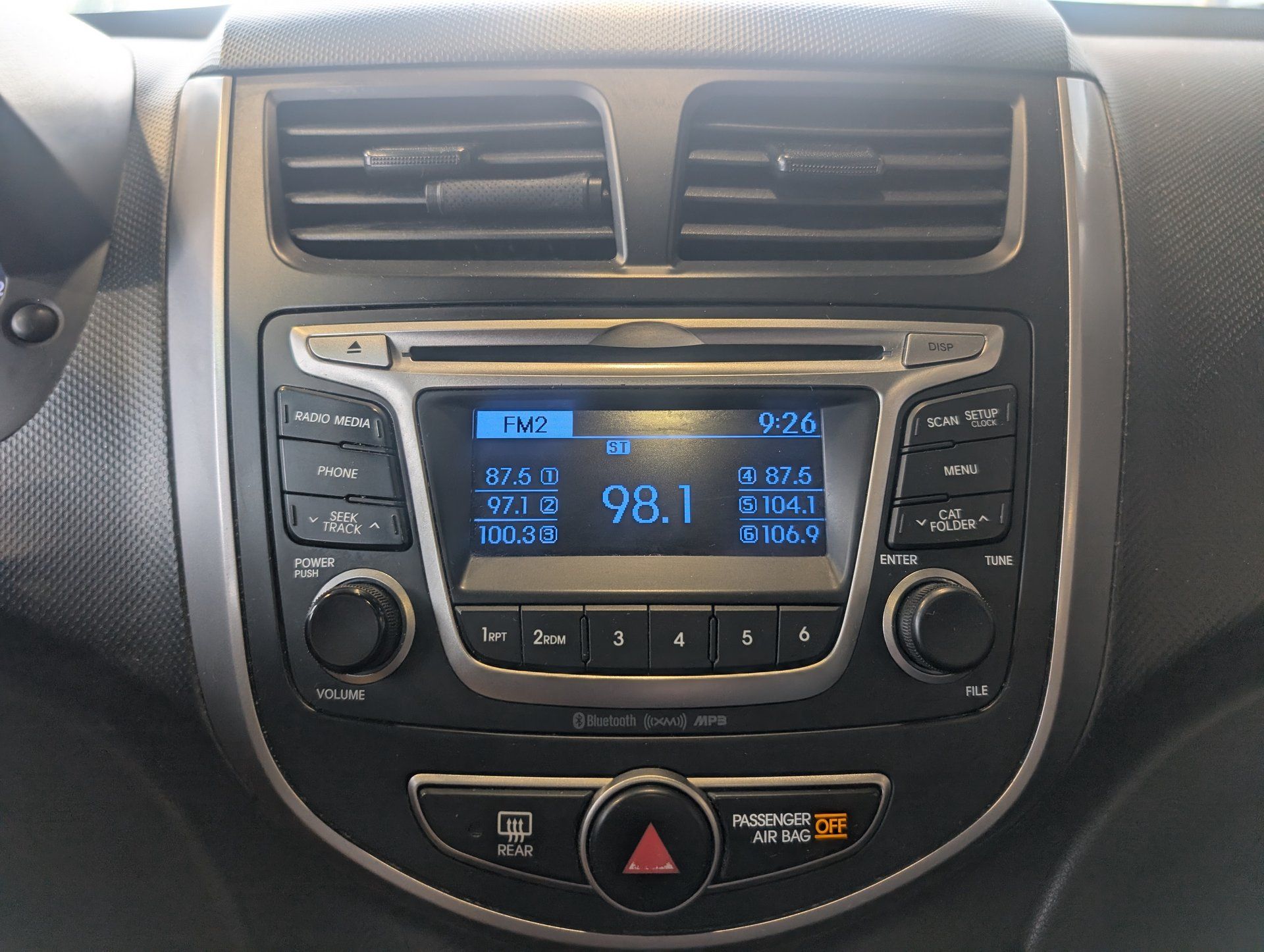 Hyundai Accent 2016 - Thumbnail 20