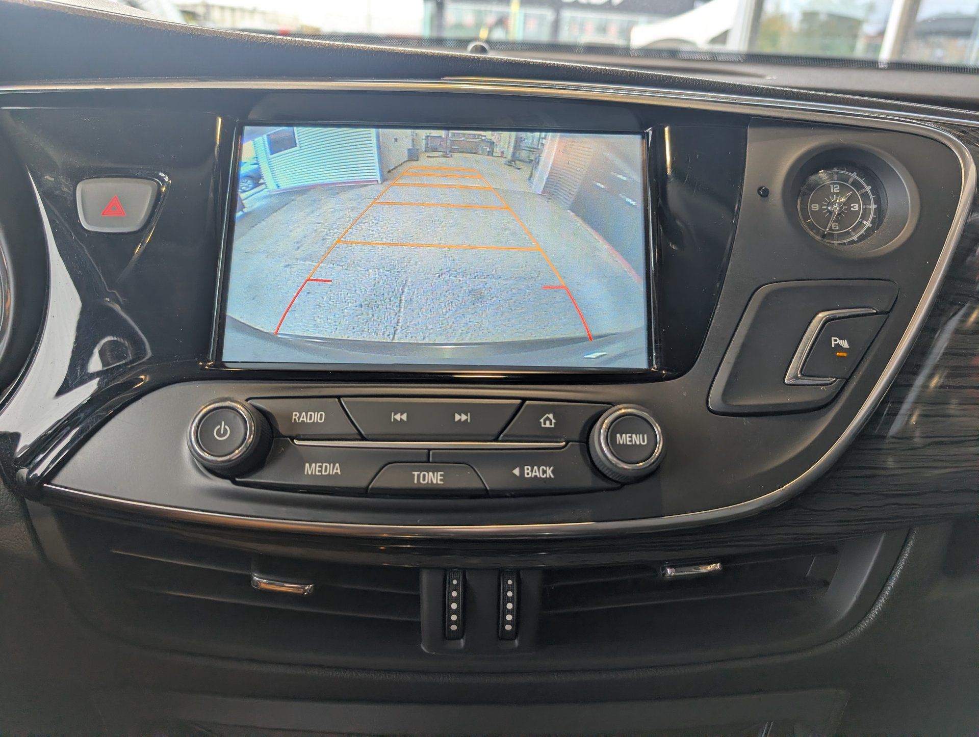Buick Envision 2017 - Thumbnail 22