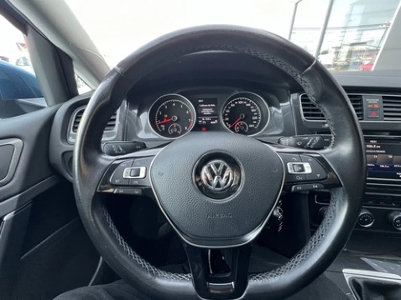 2018 Volkswagen Golf Trendline Main Image