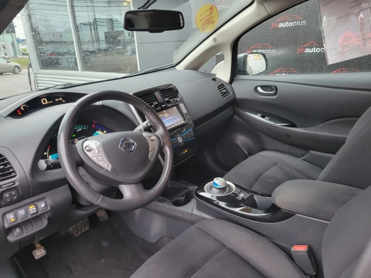 2017 Nissan LEAF S*EV*BANCS/VOLANT CHAUFF*CAMÉRA* Image principale