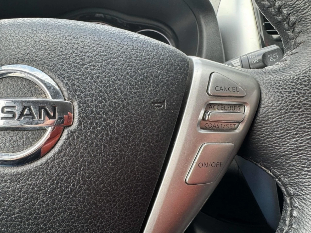 2015 Nissan Versa Note SL Main Image