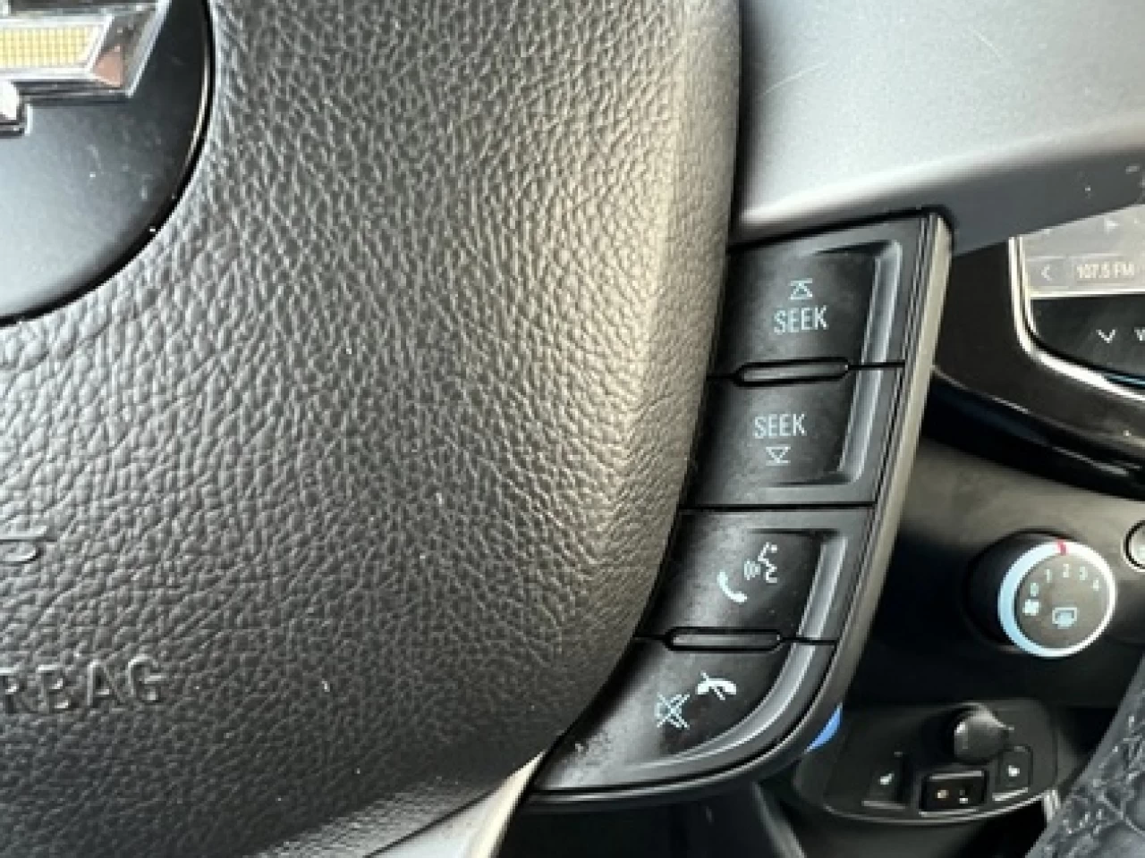 2015 Chevrolet Spark 2LT Image principale